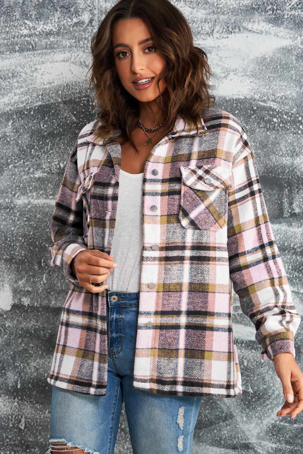 Stylish Plaid Button-Front Casual Shirt Jacket with Functional Breast Pockets