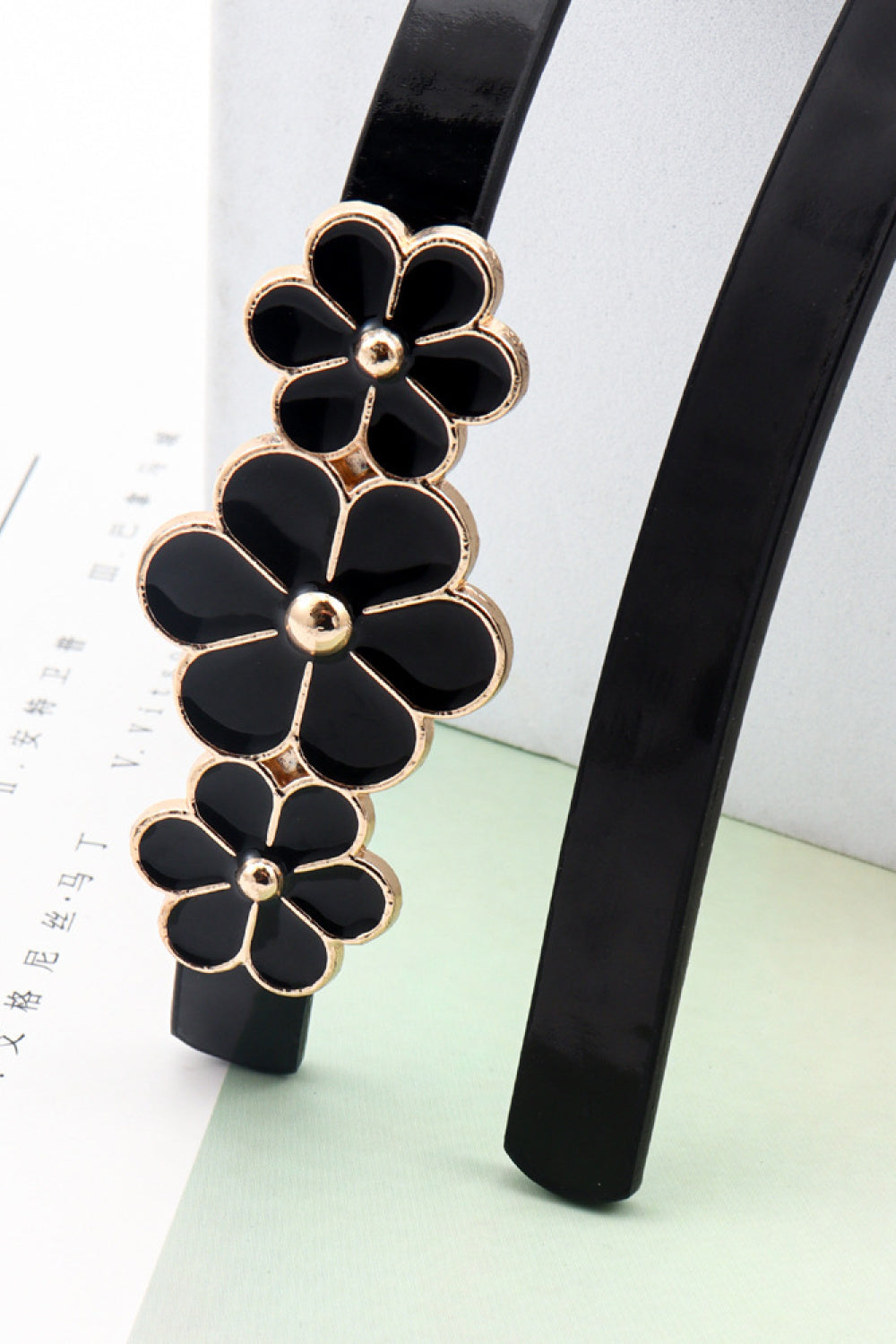 Stylish Flower - Embellished Skinny PU Imported Belt
