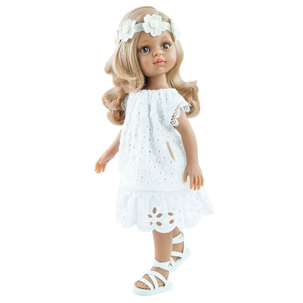 Charming Las Amigas Luciana Doll in a Stunning White Dress