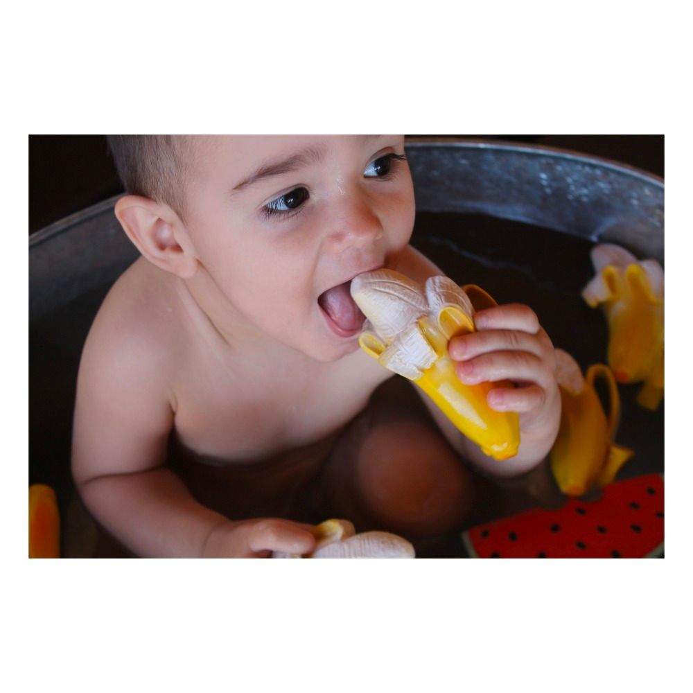 Oli and Carol's 100% Natural Ana Banana Chewable Baby Toy