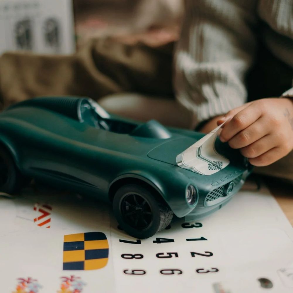 Green Kidycar Remote - Controlled Racing and Drifting Car for Young Enthusiasts