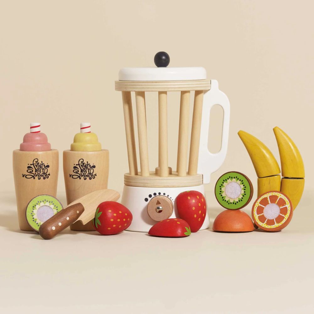 Le Toy Van Retro-Style Fruit and Smoothie Blender Set for Kids
