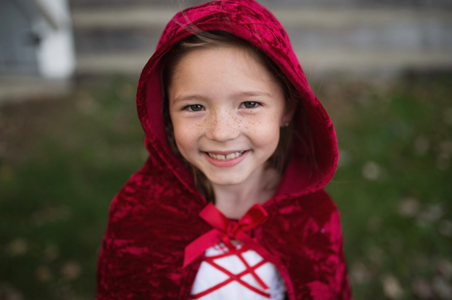 Little Red Riding Hood Style Cape for Kids Aged 3 - 4 Years