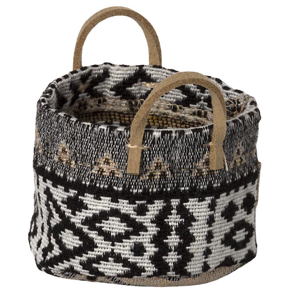 Small and Fashionable Maileg Storage Basket